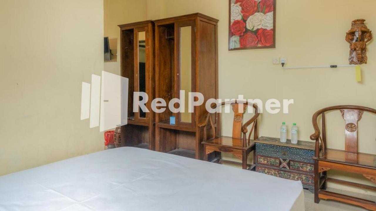 Vandhela Homestay Syariah Mitra Reddoorz Surabaya Kültér fotó