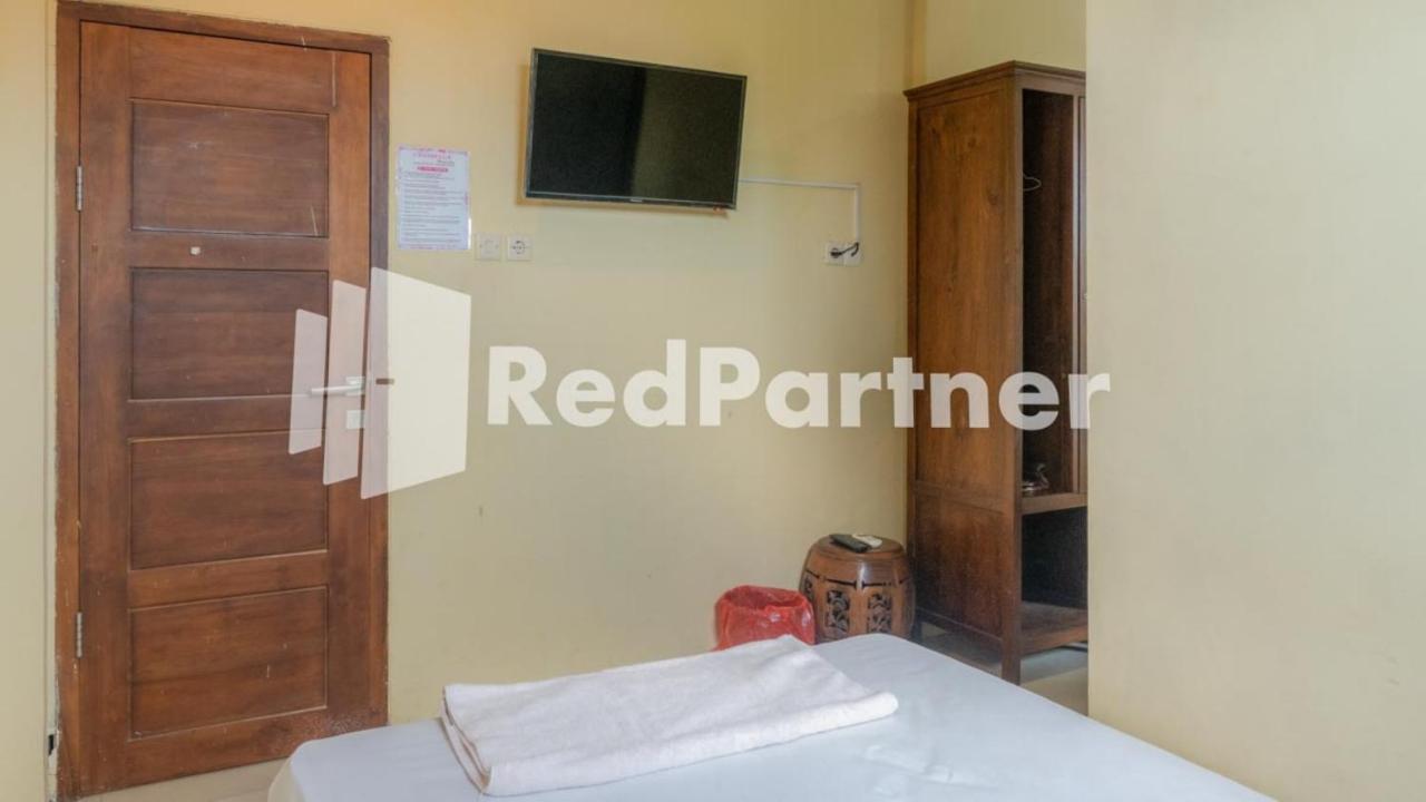 Vandhela Homestay Syariah Mitra Reddoorz Surabaya Kültér fotó