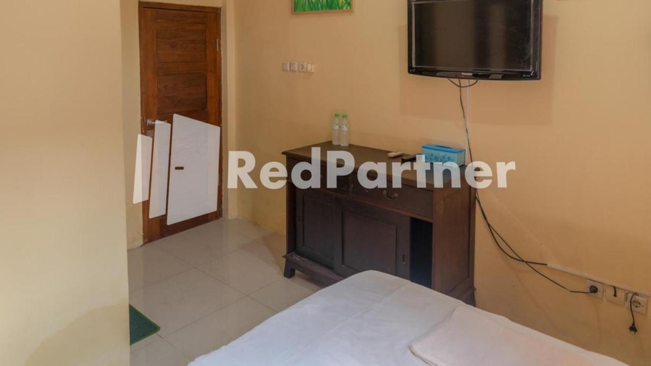 Vandhela Homestay Syariah Mitra Reddoorz Surabaya Kültér fotó